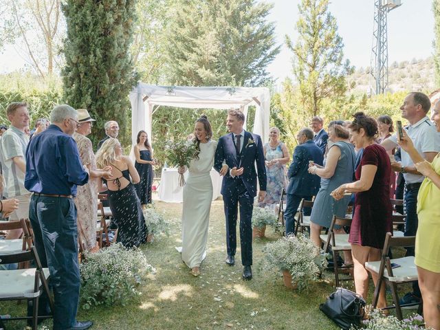 La boda de Henrik y Matilde en Sepulveda, Segovia 34