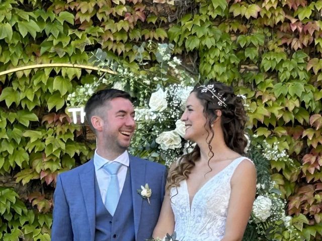 La boda de Emmett  y Esther en Arenys De Munt, Barcelona 4