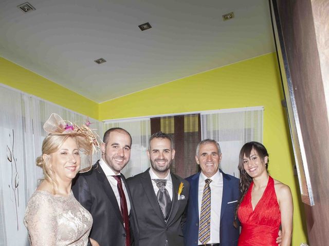 La boda de Daniel y Sabina  en Gijón, Asturias 8