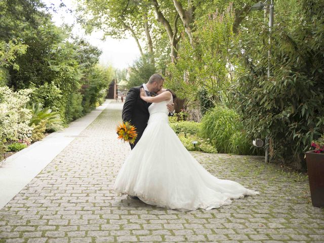 La boda de Daniel y Sabina  en Gijón, Asturias 1