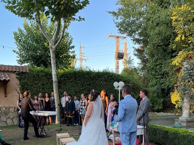 La boda de Marta y Alba en Santiago De Vicalvaro, Madrid 9