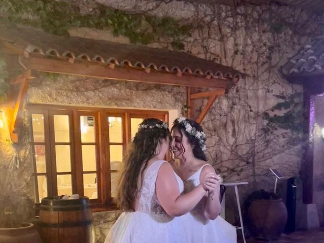 La boda de Marta y Alba en Santiago De Vicalvaro, Madrid 1