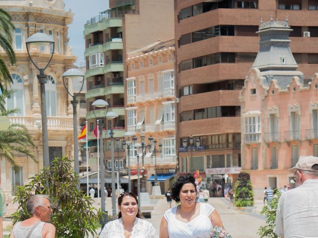 La boda de Sandra y Mamen en Cartagena, Murcia 20