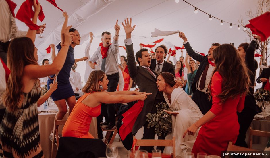 La boda de Pablo y Amaia en Pamplona, Navarra