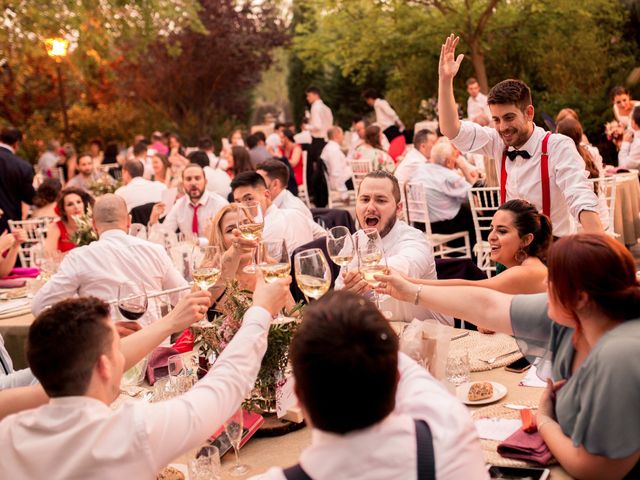 La boda de Miguel y Alba en Navalagamella, Madrid 38