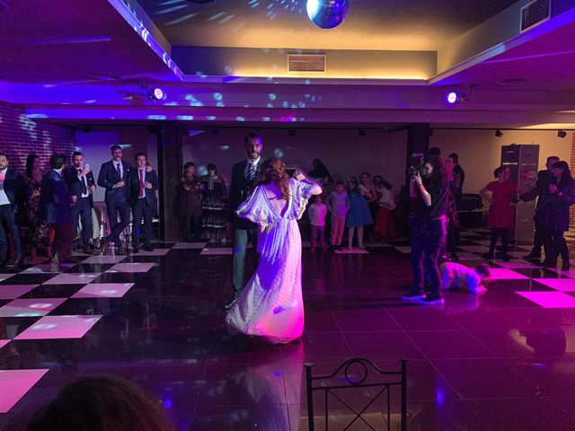 La boda de Ricardo  y Raquel  en León, León 28