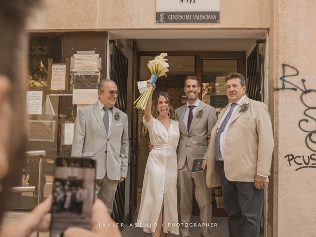 La boda de Carlos y Sheyla en Alacant/alicante, Alicante 3