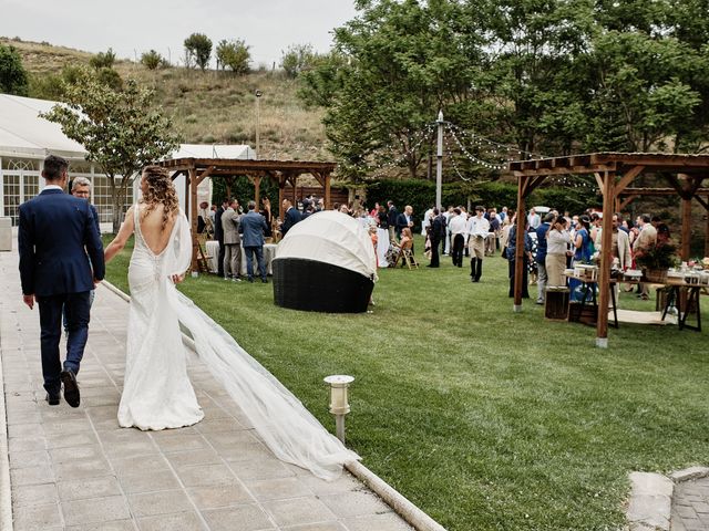 La boda de José Miguel y Manuela en Cabrerizos, Segovia 21