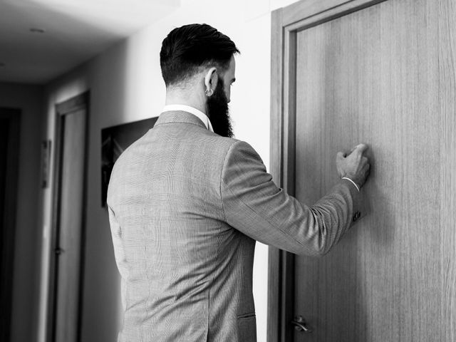 La boda de Orkatz y Isa en Hondarribia, Guipúzcoa 17