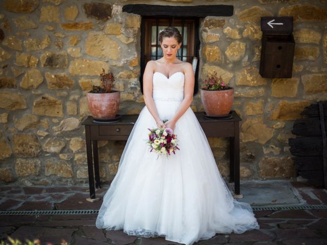La boda de Orkatz y Isa en Hondarribia, Guipúzcoa 36