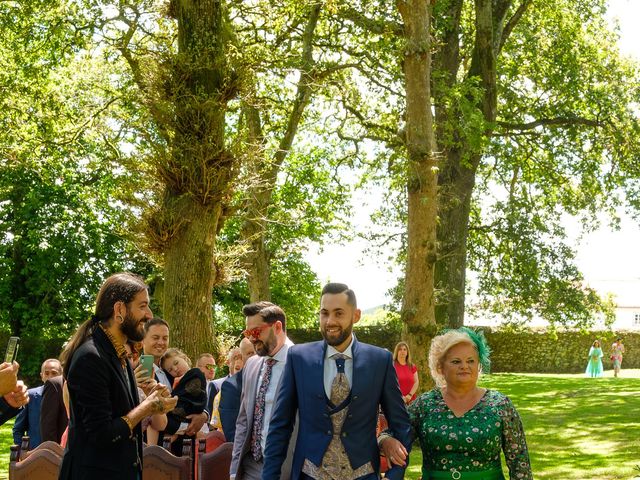 La boda de Rubén y Angie en Ferrol, A Coruña 11
