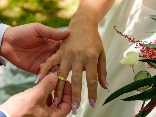 La boda de Rubén y Angie en Ferrol, A Coruña 17