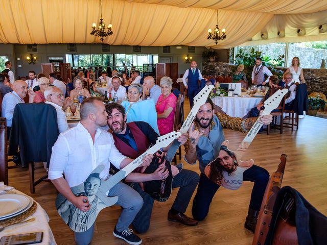 La boda de Rubén y Angie en Ferrol, A Coruña 22