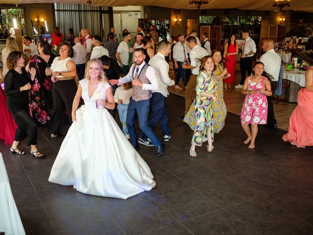 La boda de Rubén y Angie en Ferrol, A Coruña 25