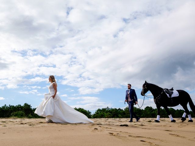 La boda de Rubén y Angie en Ferrol, A Coruña 31