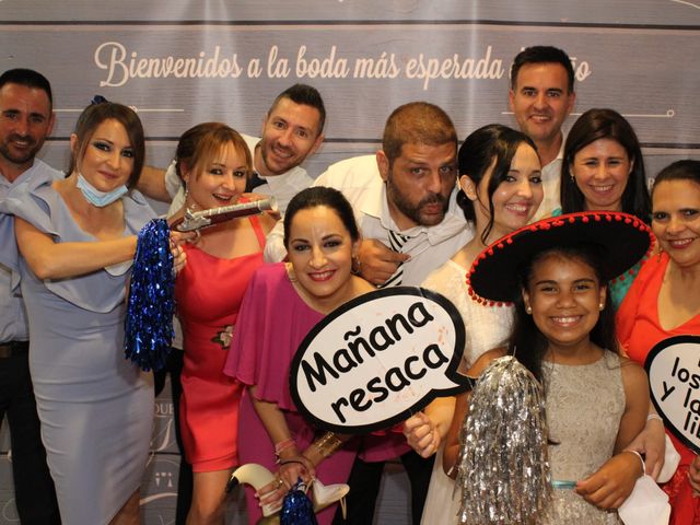 La boda de Javi y Verónica  en Lorca, Murcia 5