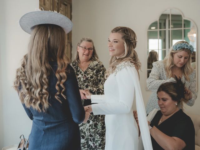 La boda de Santi y Jessicca en Velez Malaga, Málaga 13