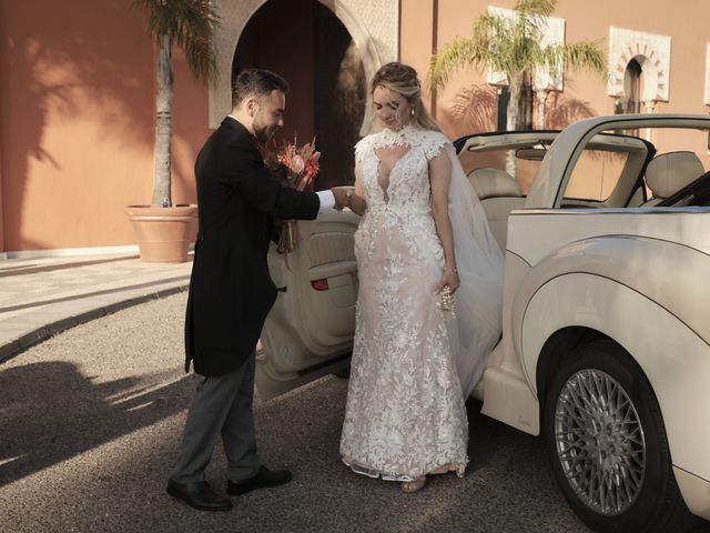 La boda de Miguel y Itamara en Dos Hermanas, Sevilla 35