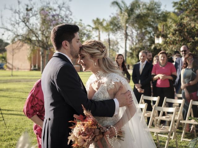 La boda de Miguel y Itamara en Dos Hermanas, Sevilla 38