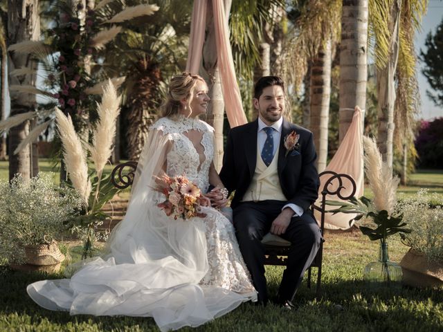 La boda de Miguel y Itamara en Dos Hermanas, Sevilla 40