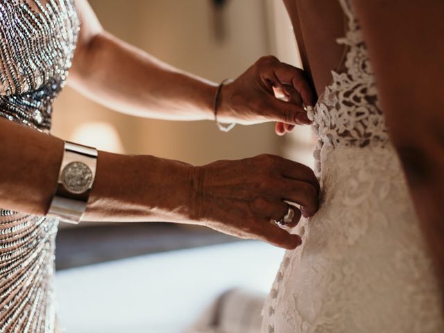 La boda de Anthony y Carol en Castelldefels, Barcelona 24