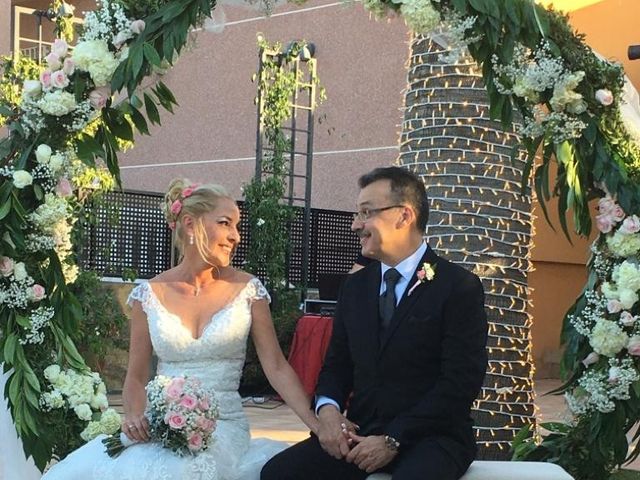 La boda de Javi y Inma en Orihuela, Alicante 5