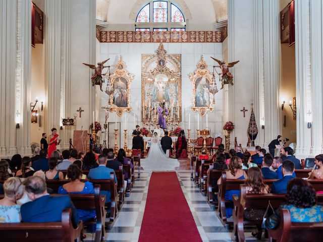 La boda de Rafael y Isabel en Alcala De Guadaira, Sevilla 24