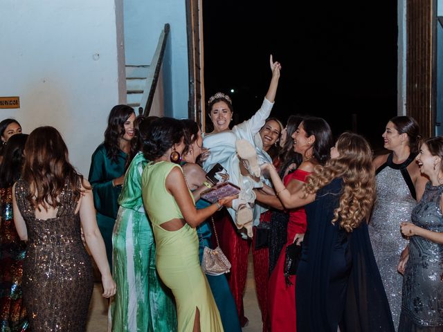 La boda de Rafael y Isabel en Alcala De Guadaira, Sevilla 41