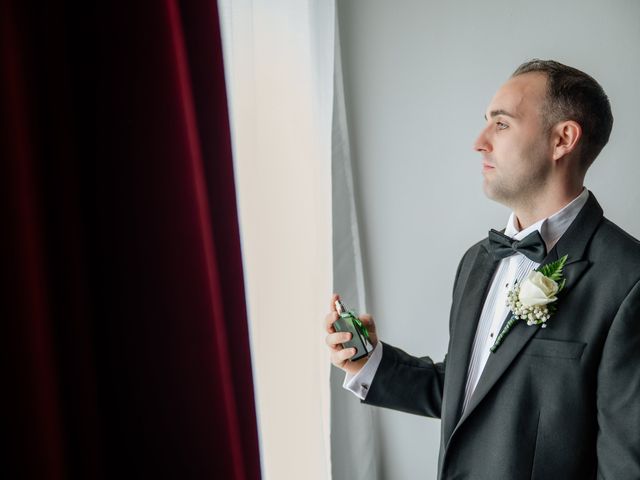 La boda de Julio y Marina en Zaragoza, Zaragoza 15