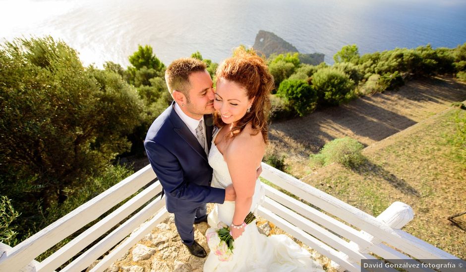 La boda de Javier y Geri en Deià, Islas Baleares