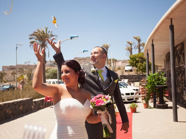 La boda de David y Fátima en Las Palmas De Gran Canaria, Las Palmas 1