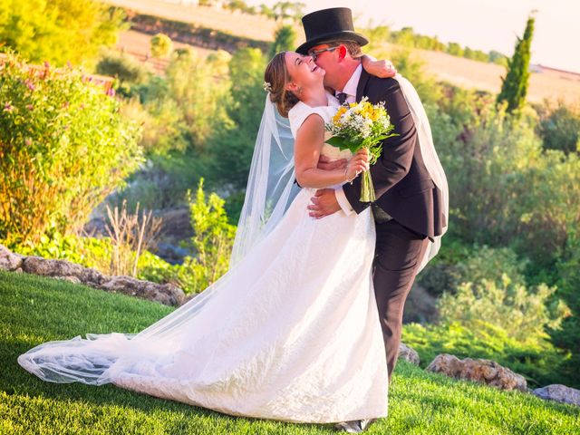 La boda de Alberto y Marisa en Tiedra, Valladolid 39