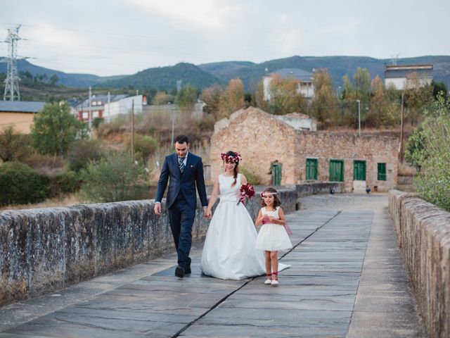 La boda de Alex y Jenny en Roblido (Rua, A), Orense 33