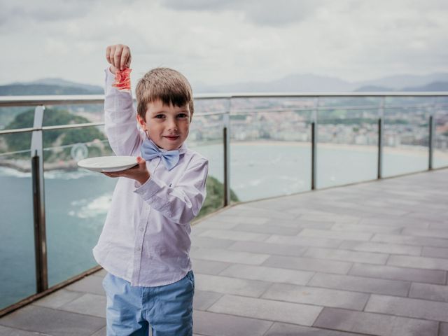 La boda de Pablo y Lucía en Donostia-San Sebastián, Guipúzcoa 257