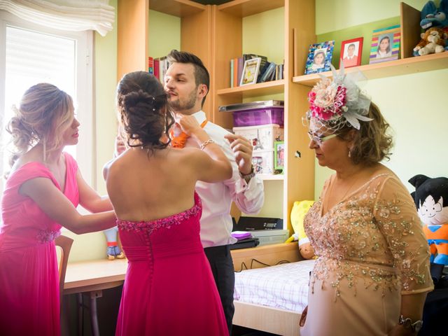 La boda de Santiago y Cristina en Pozuelo De Calatrava, Ciudad Real 9