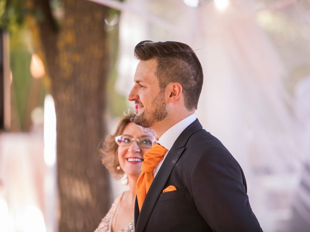 La boda de Santiago y Cristina en Pozuelo De Calatrava, Ciudad Real 21