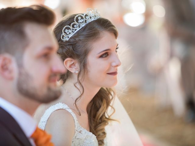 La boda de Santiago y Cristina en Pozuelo De Calatrava, Ciudad Real 25