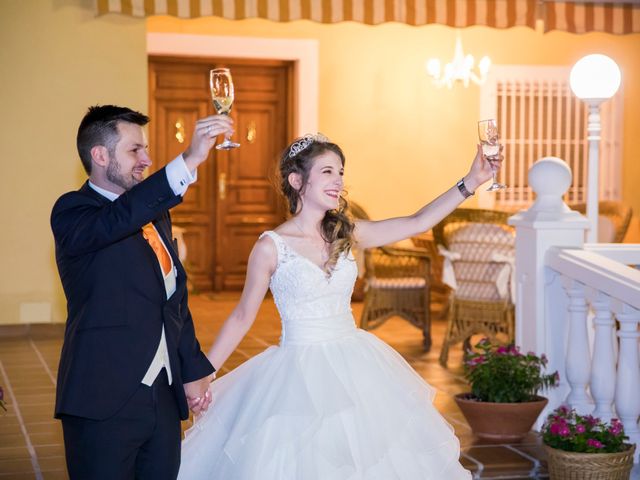 La boda de Santiago y Cristina en Pozuelo De Calatrava, Ciudad Real 67