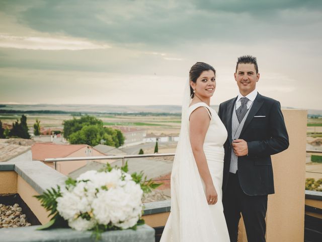 La boda de Jesús y Isabel en Valoria La Buena, Valladolid 50