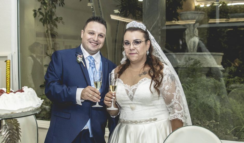La boda de Tamara y Santy en Móstoles, Madrid