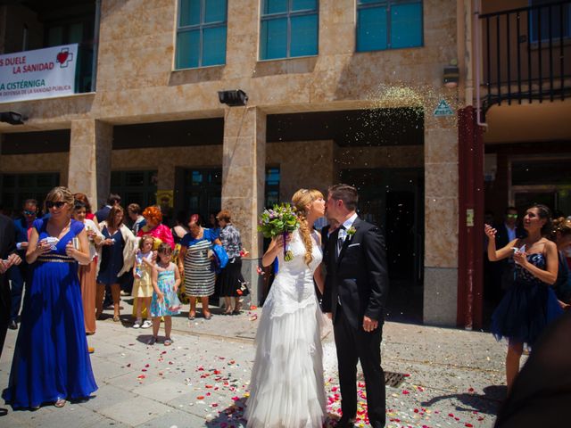 La boda de Eloy y Nuria en Arroyo De La Encomienda, Valladolid 18