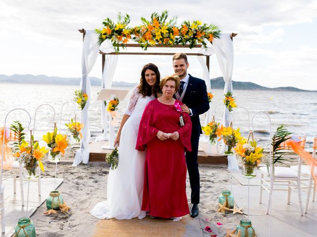 La boda de Marta y Ivan en La Manga Del Mar Menor, Murcia 200