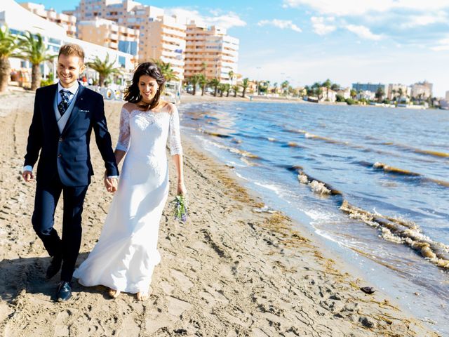 La boda de Marta y Ivan en La Manga Del Mar Menor, Murcia 210