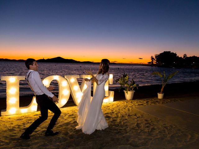 La boda de Marta y Ivan en La Manga Del Mar Menor, Murcia 349