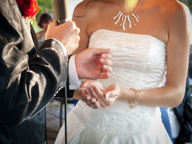 La boda de Julio y Elena en Talavera De La Reina, Toledo 14