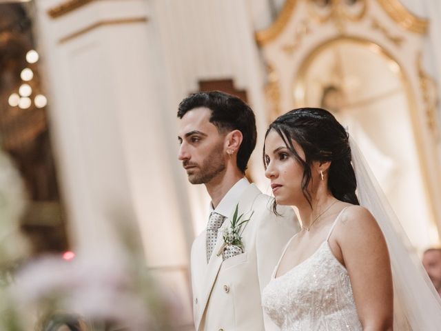 La boda de Alicia y Adrián en Valencia, Valencia 14