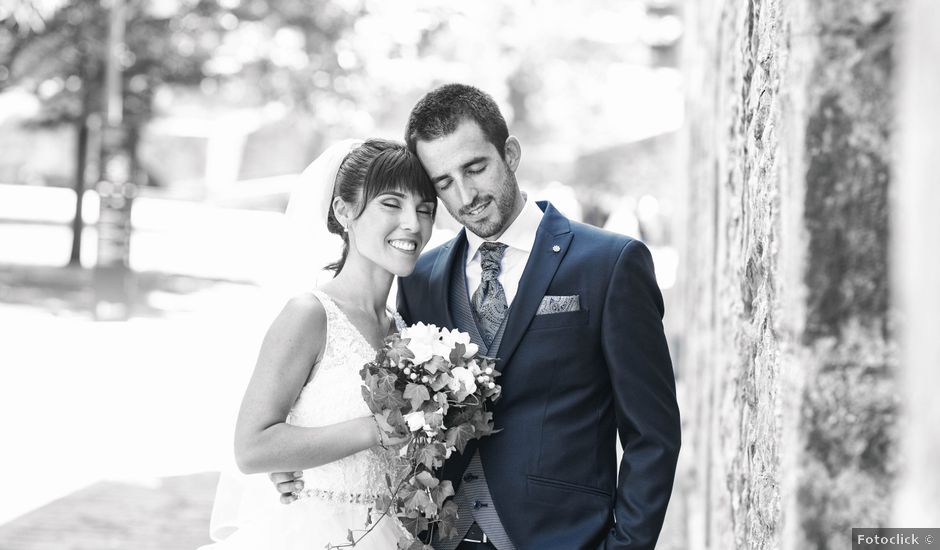 La boda de Judith y Íñigo en Pamplona, Navarra