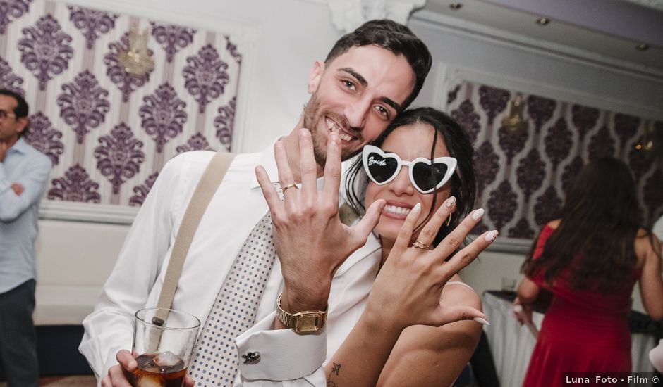 La boda de Alicia y Adrián en Valencia, Valencia