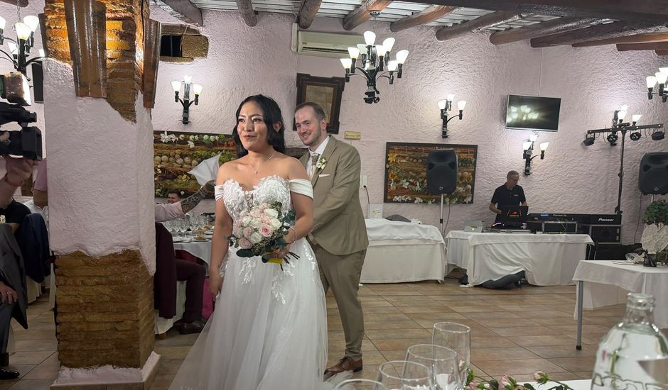 La boda de Trina y Sergio en Montornes Del Valles, Barcelona