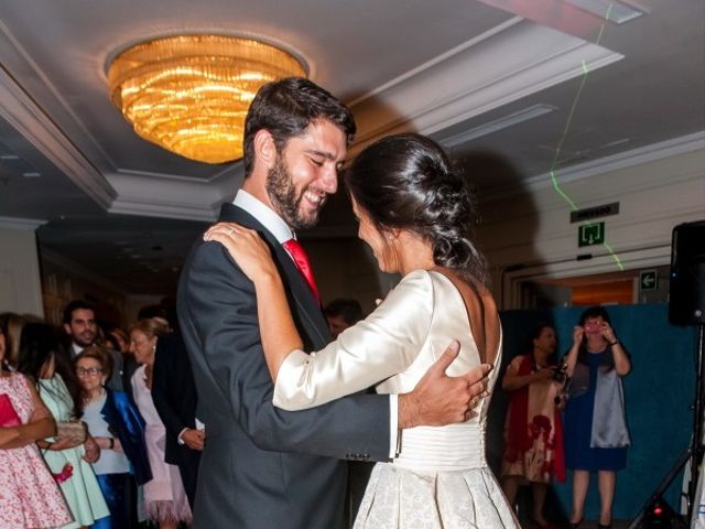 La boda de Carlos y Amaya en Madrid, Madrid 17